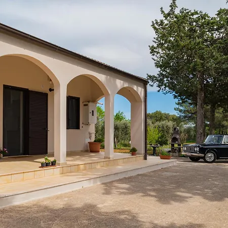 Country Home Crispiano Exterior photo